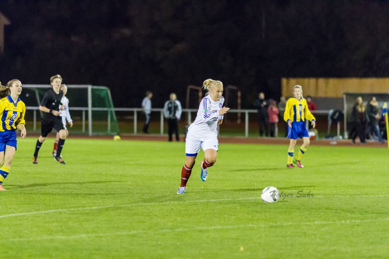 Bild 184 - B-Juniorinnen SV Henstedt-Ulzburg - Holstein Kiel : Ergebnis: 0:12